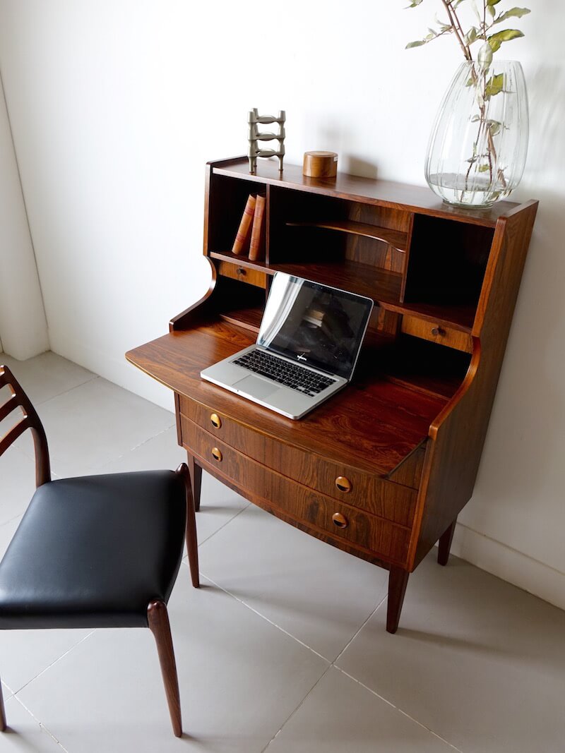 Danish anonymous bureau in rosewood