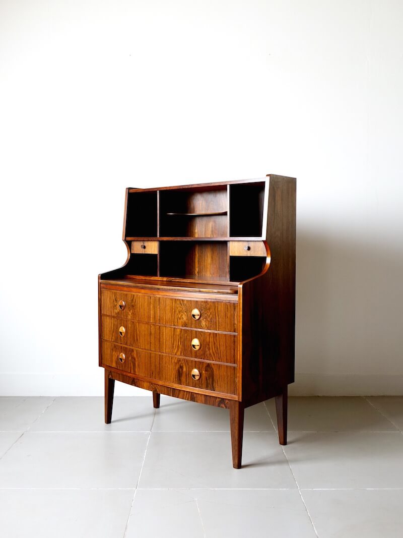 Danish anonymous bureau in rosewood