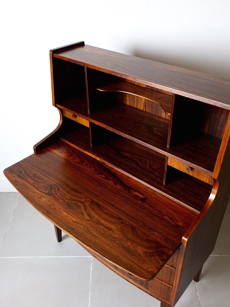 Danish anonymous bureau in rosewood