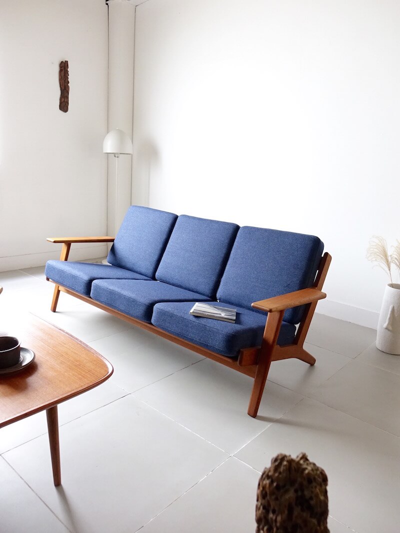 Sofa GE290 by Hans J. Wegner for GETAMA
