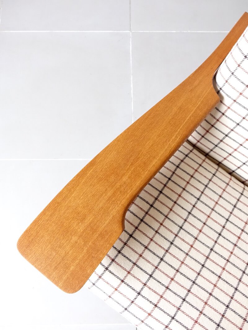 GE375 Highback chair by Hans J. Wegner for GETAMA