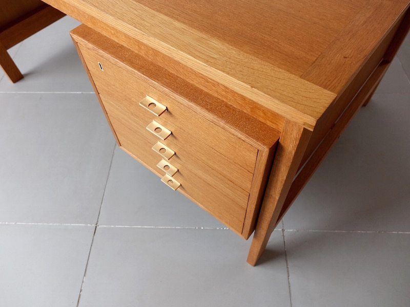 Extension desk by H. Brockmann Petersen in oak Extension desk by H. Brockmann Petersen in oak