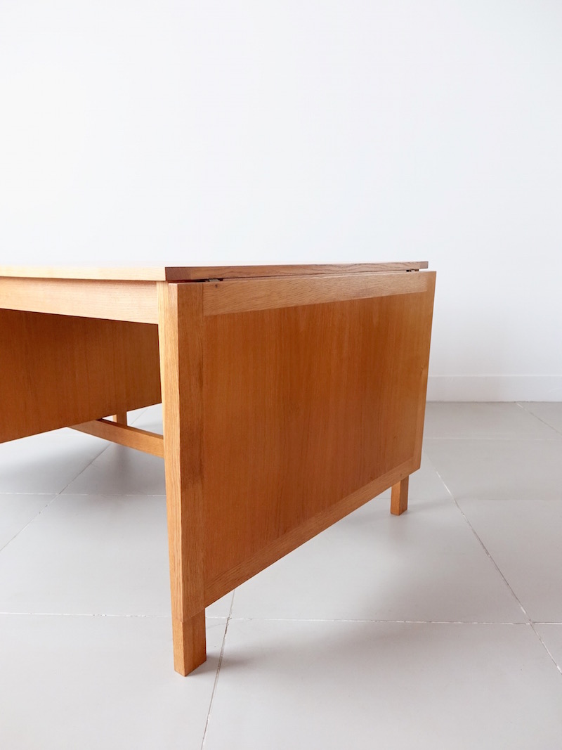 Extension desk by H. Brockmann Petersen in oak Extension desk by H. Brockmann Petersen in oak