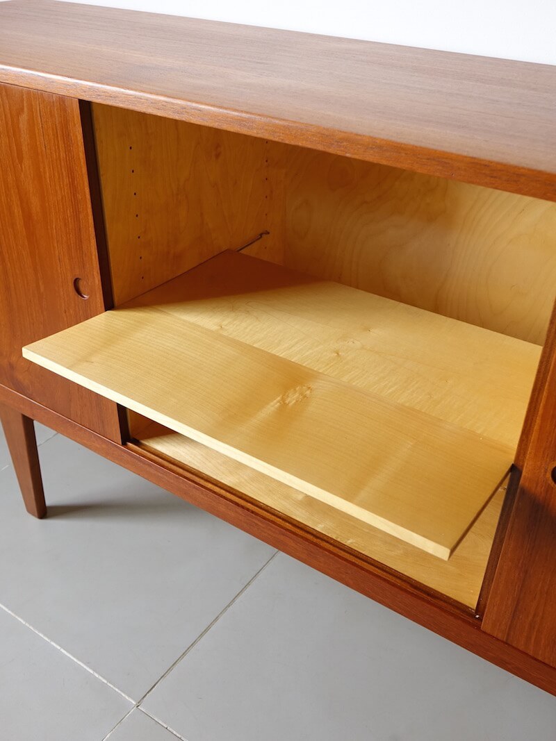 Danish anonymous sideboard in teak Danish anonymous sideboard in teak