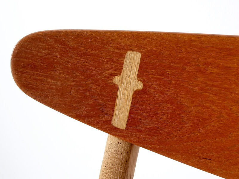 CH30/leather by Hans J. Wegner for Carl Hansen & Son