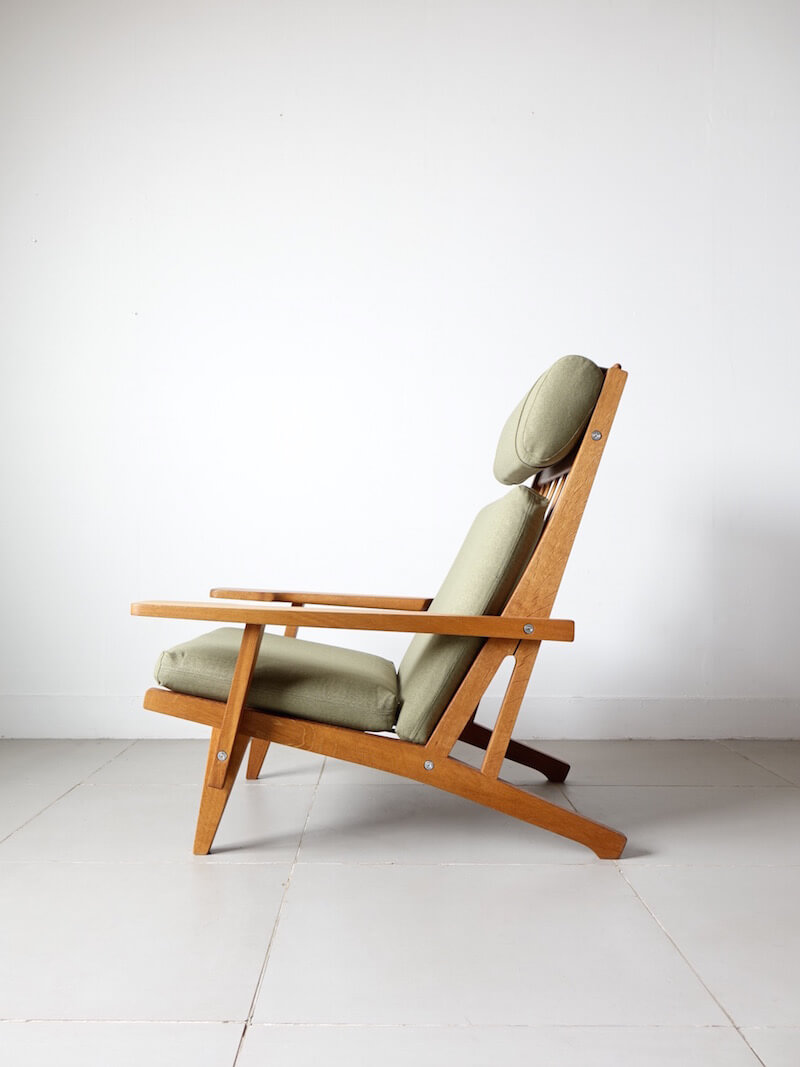 GE375 Highback chair by Hans J. Wegner for GETAMA with Guell fabric