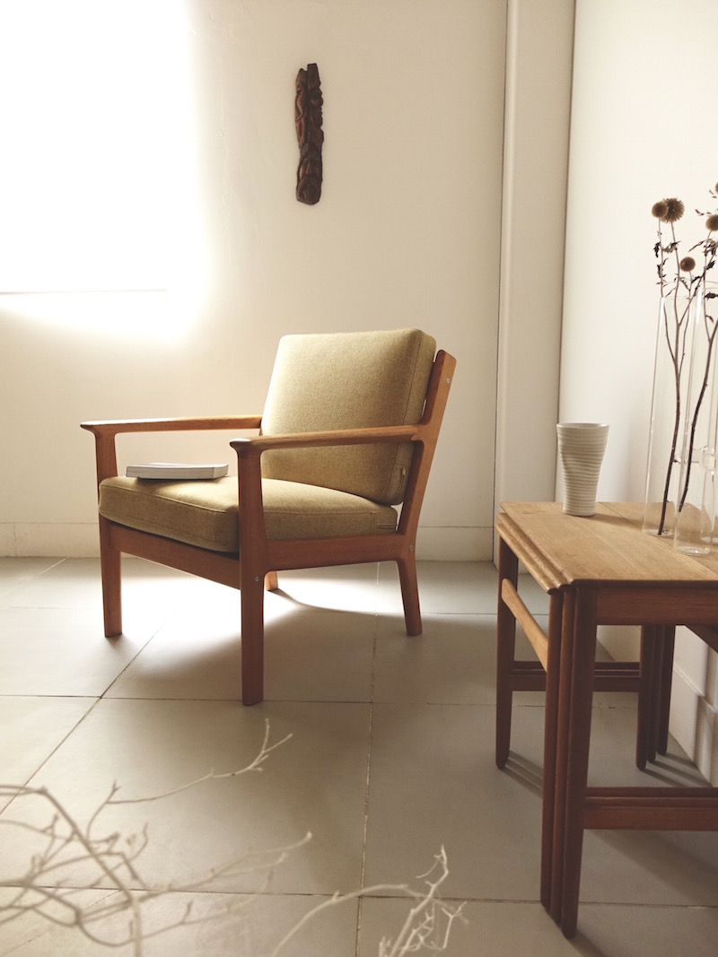 GE265 Eazy chair by Hans J. Wegner for GETAMA