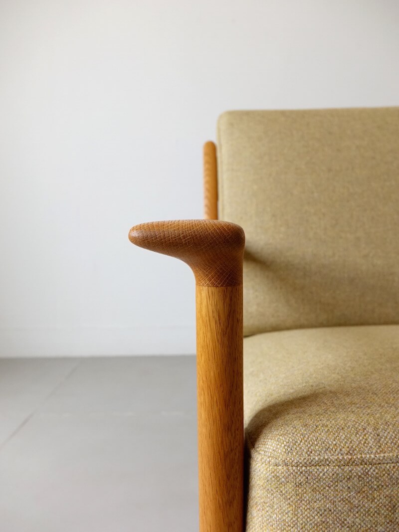GE265 Eazy chair by Hans J. Wegner for GETAMA