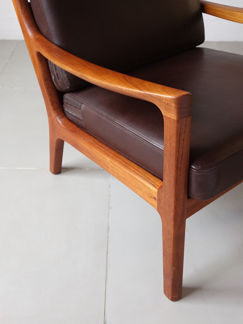 Senetor Highback chair by Ole Wanscher for P. Jeppesen