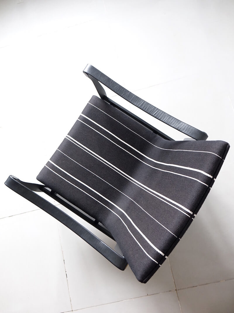 Model.4305 Black safari chair by Karen & Ebbe Clemmensen