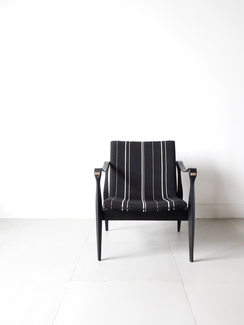 Model.4305 Black safari chair by Karen & Ebbe Clemmensen