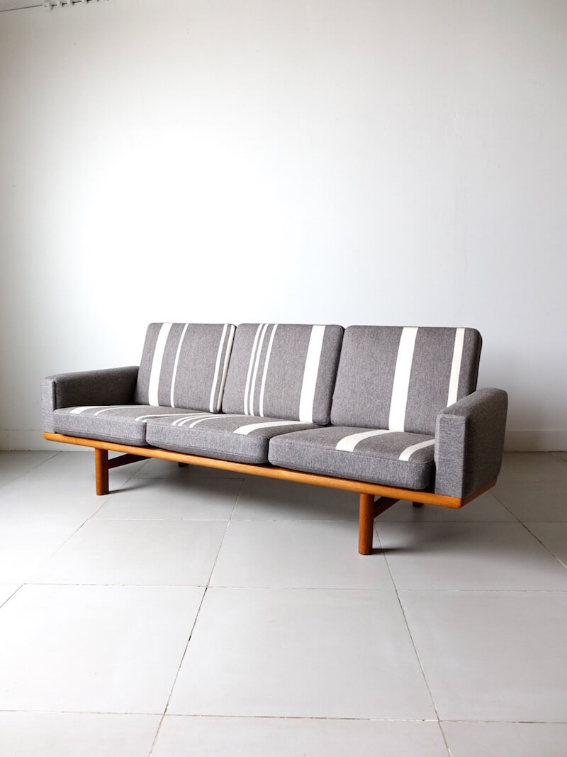 GE236 Sofa by Hans J. Wegner for Getama with Gabriel