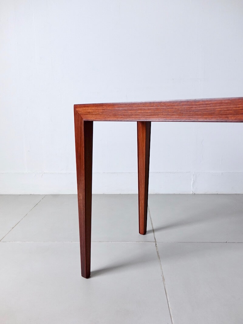 TENERA Tile top side table by Haslev with Royal Copenhagen