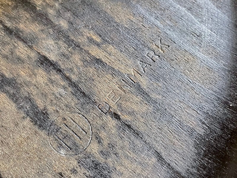 Dot stool 3170 by Arne Jacobsen for Fritz Hansen Dot stool 3170 by Arne Jacobsen for Fritz Hansen