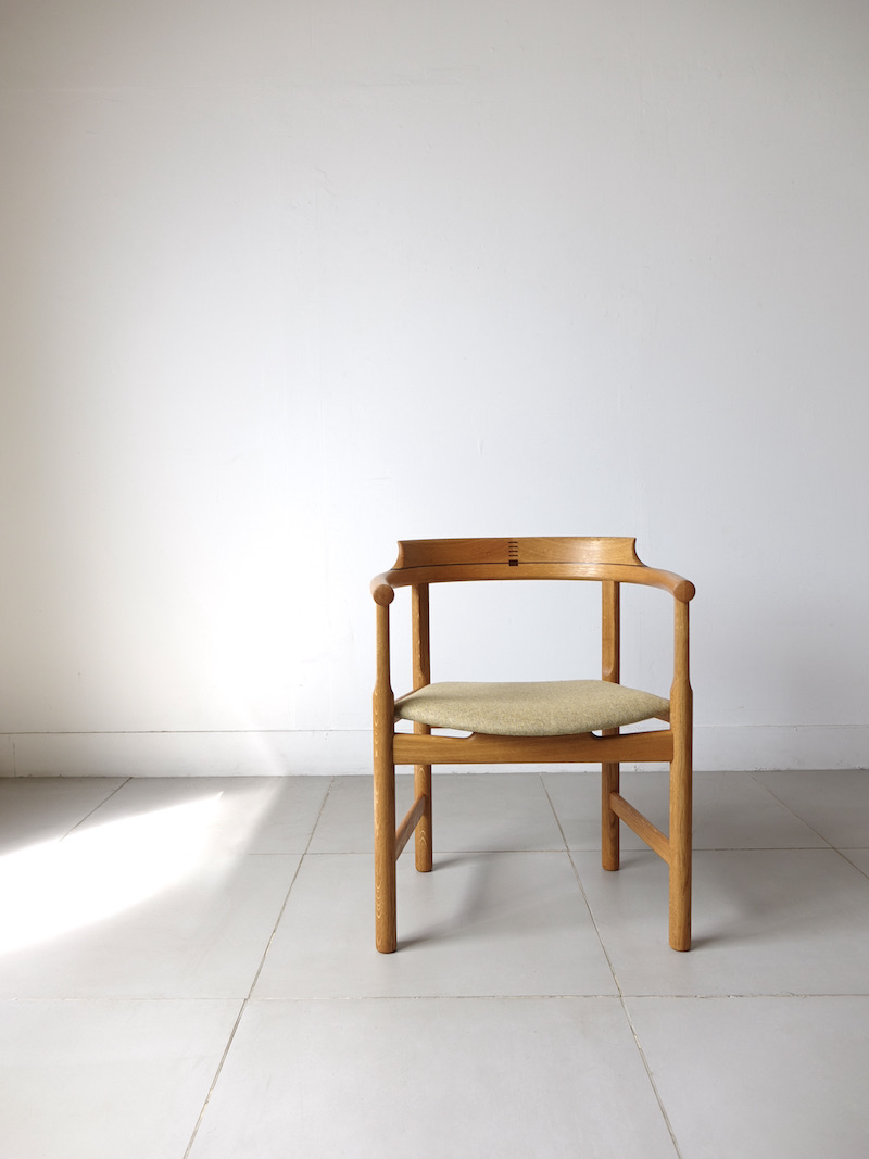 PP52 Arm Chair by Hans J. Wegner for PP Møbler with DAW fabrick