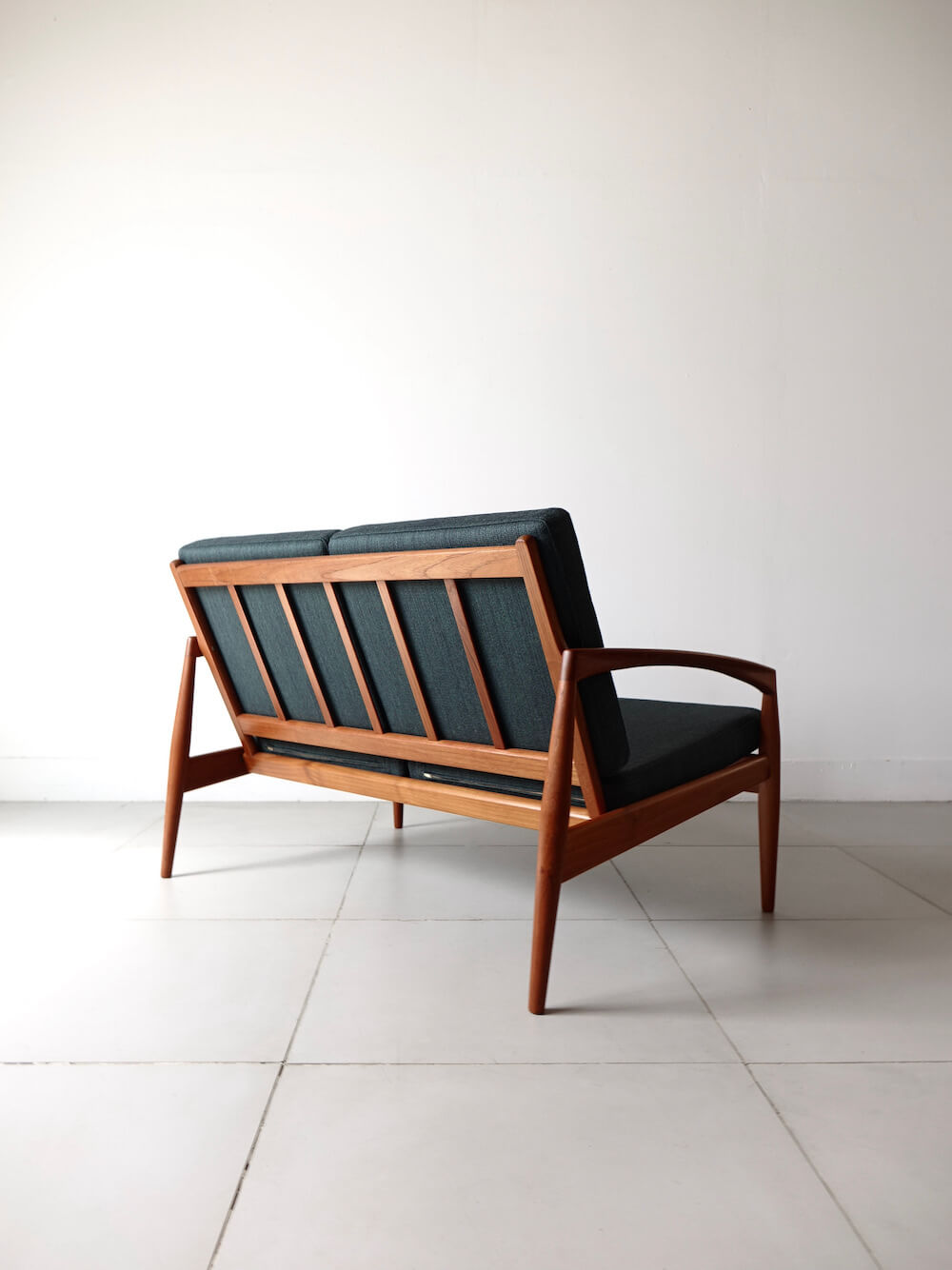 Model.122 Paper knife sofa by Kai Kristiansen for Magnus Olesen