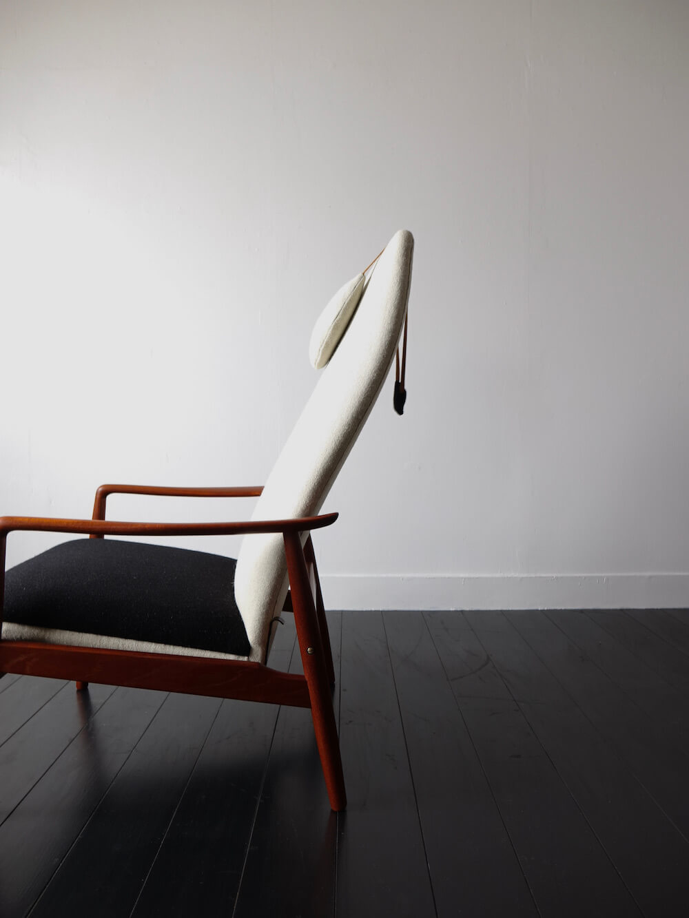 Highback chair by Søren Ladefoged for SL Mobler Highback chair by Søren Ladefoged for SL Mobler