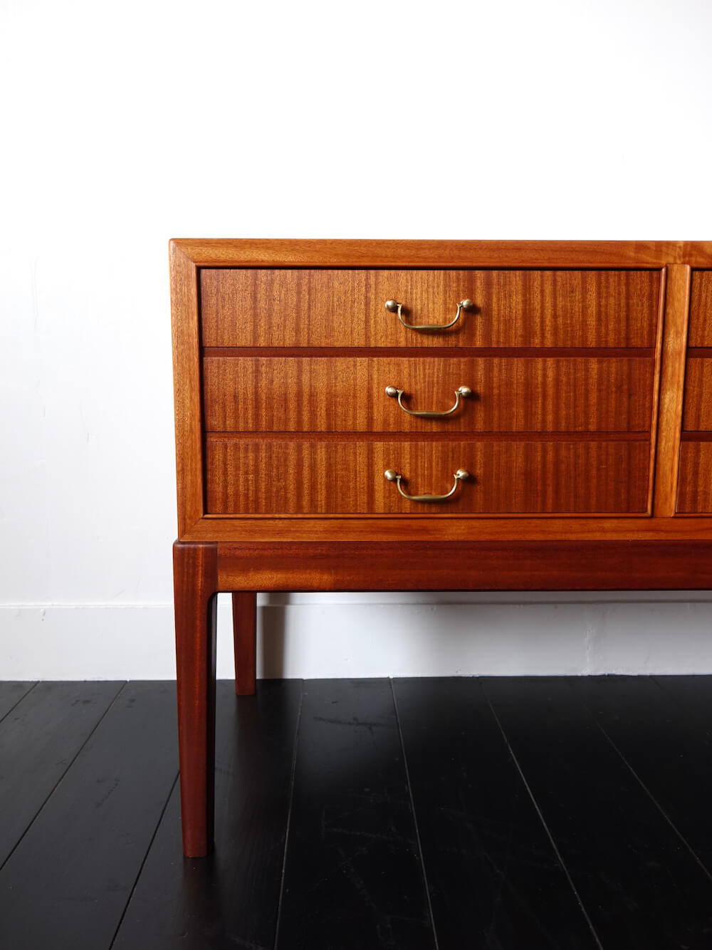 Mahogany chest by Ole Wanscher for A.J.Iversen
