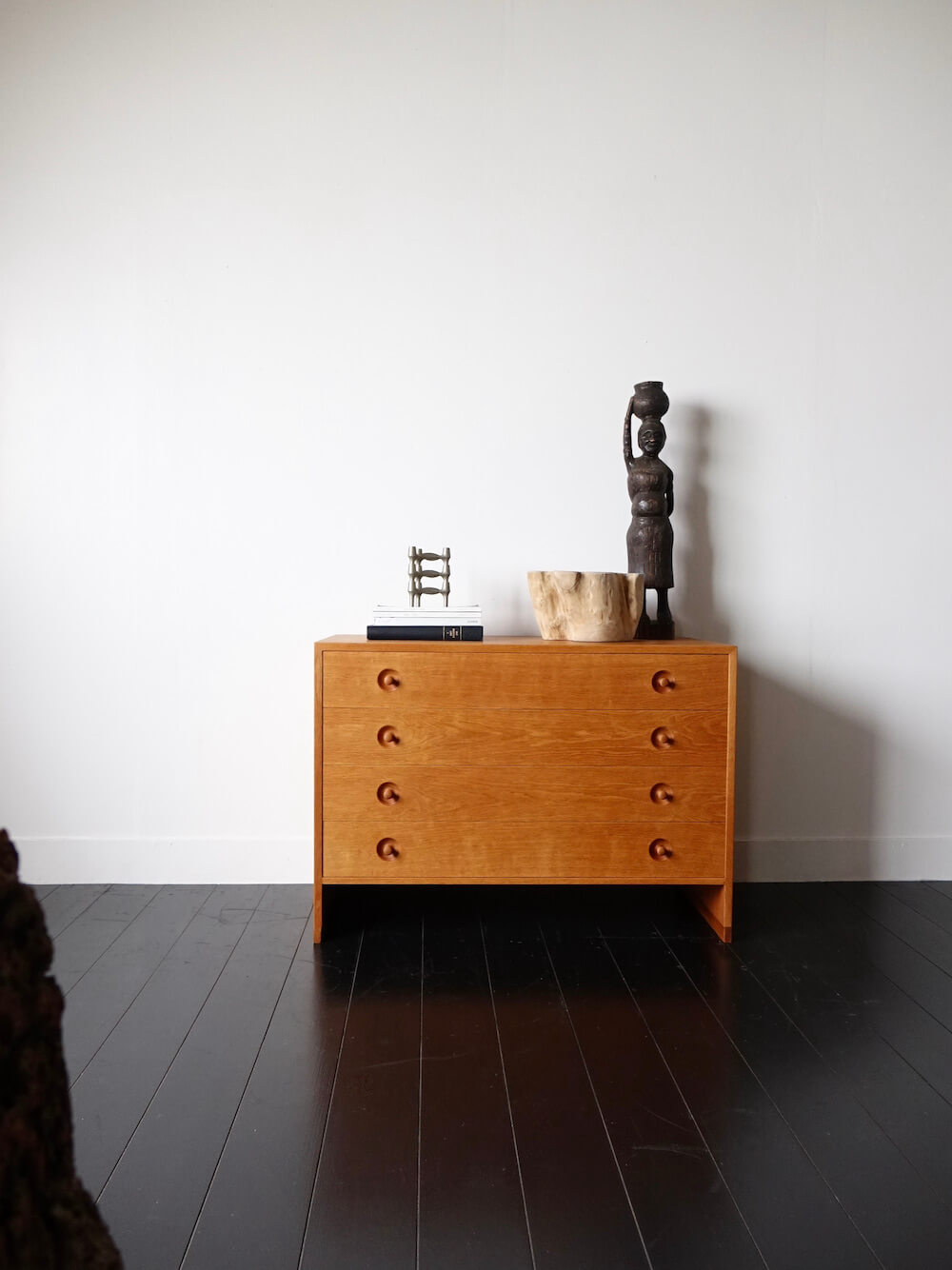 RY series chest by Hans J. Wegner for RY Mobler