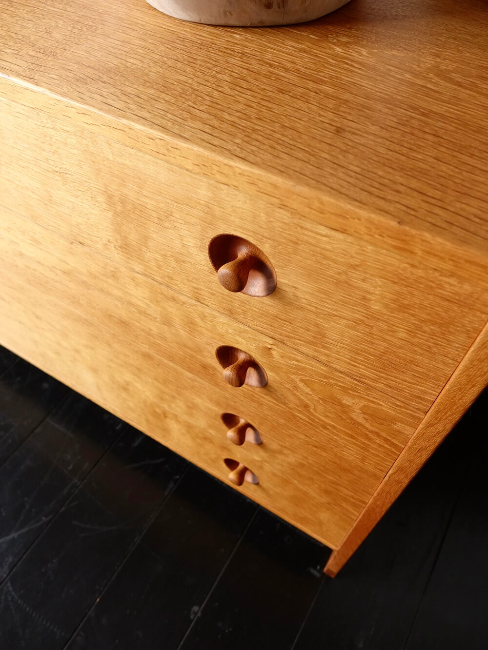 RY series chest by Hans J. Wegner for RY Mobler