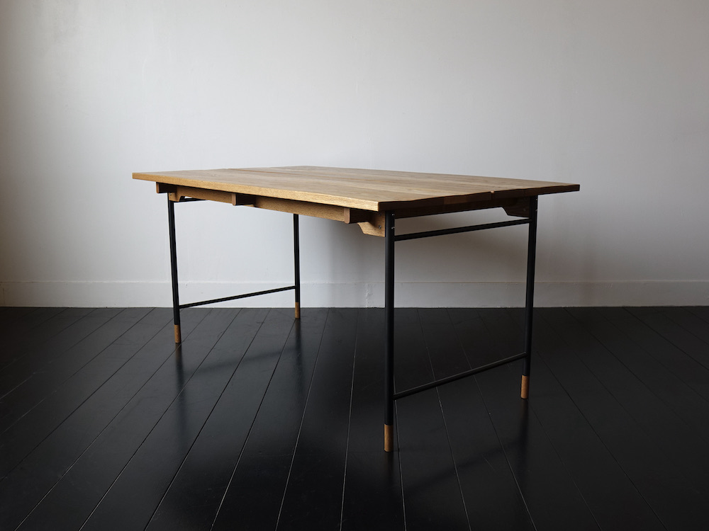 Dining table Model.40