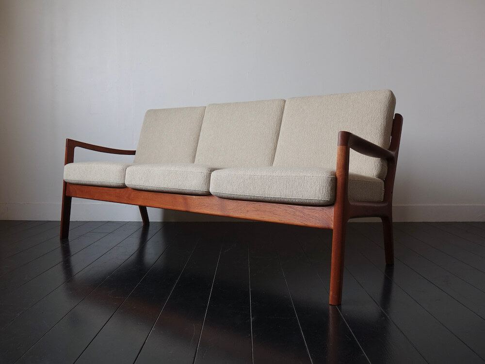 Model.169 Senator sofa by Ole Wanscher for France & Son