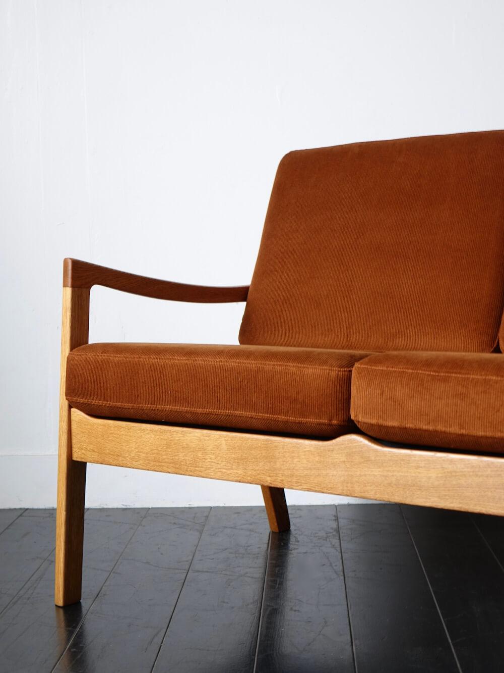 Model.169 Senator sofa by Ole Wanscher for CADO