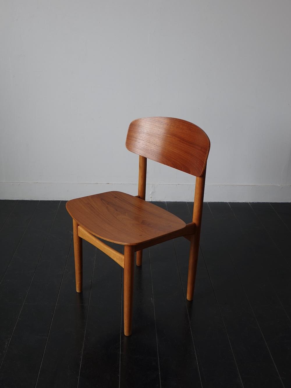 Model.122 Dining Chair by Børge Mogensen for Soborg Mobelfabrik