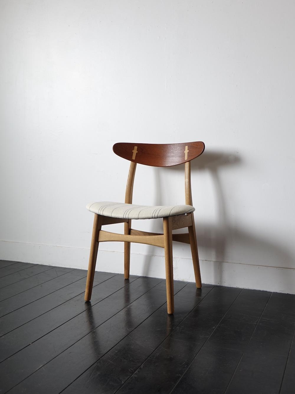 “CH30” Dininng chair by Hans J. Wegner for Carl Hansen & Son