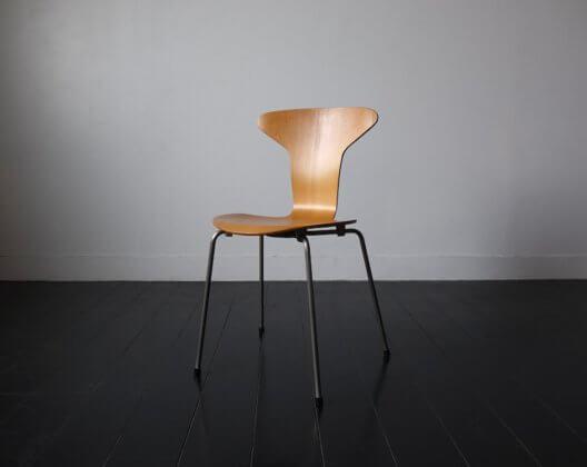 FH3105 Mosquito chair by Arne Jacobsen for Fritz Hansen