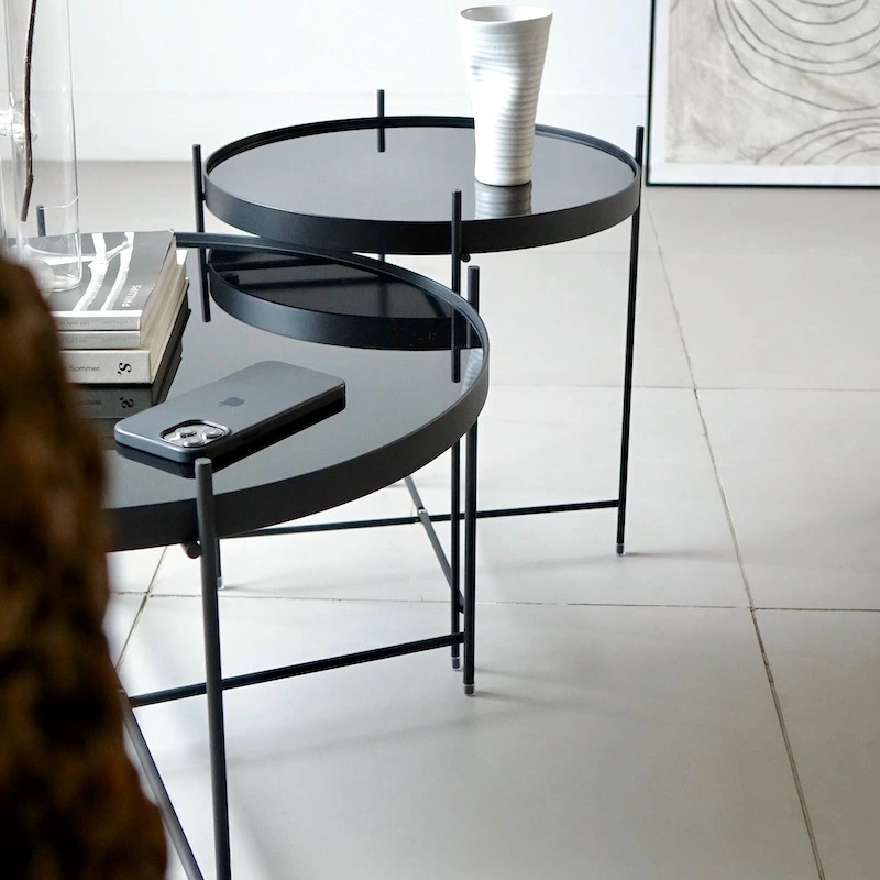 Cupid side table (black) by ZUIVER Cupid side table (black) by ZUIVER