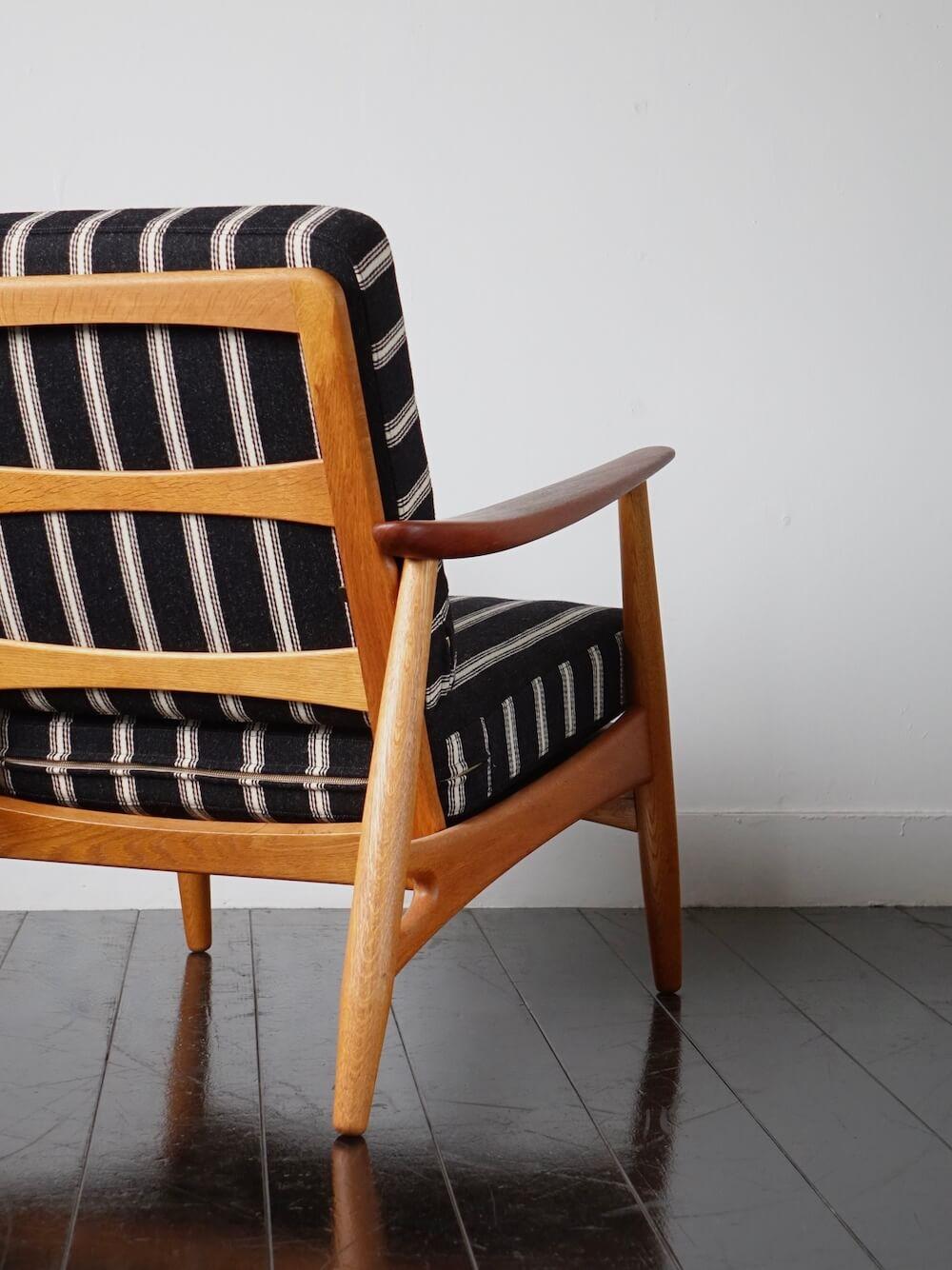 ”Model.121” Easy Chair by Johannes Andersen for Hovedstadens Møbelfabrik ”Model.121” Easy Chair by Johannes Andersen for Hovedstadens Møbelfabrik