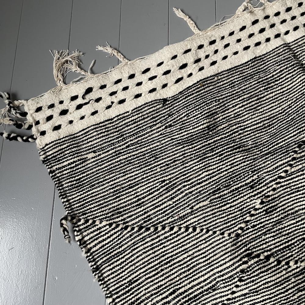 Beni Ouarain Kilim Rug / W 268 D 153cm / BR071