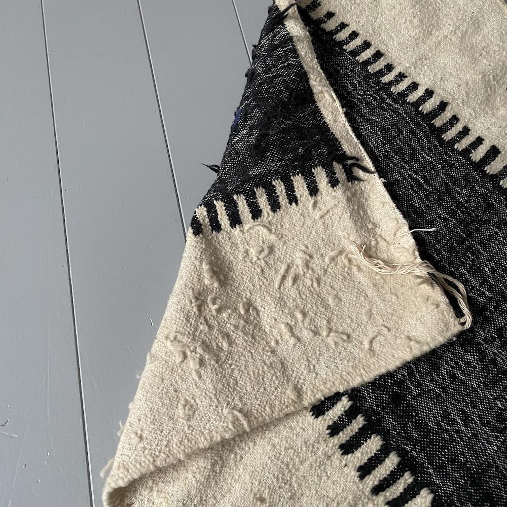 Beni Ouarain Kilim Rug / W 156 D 89cm / BR075