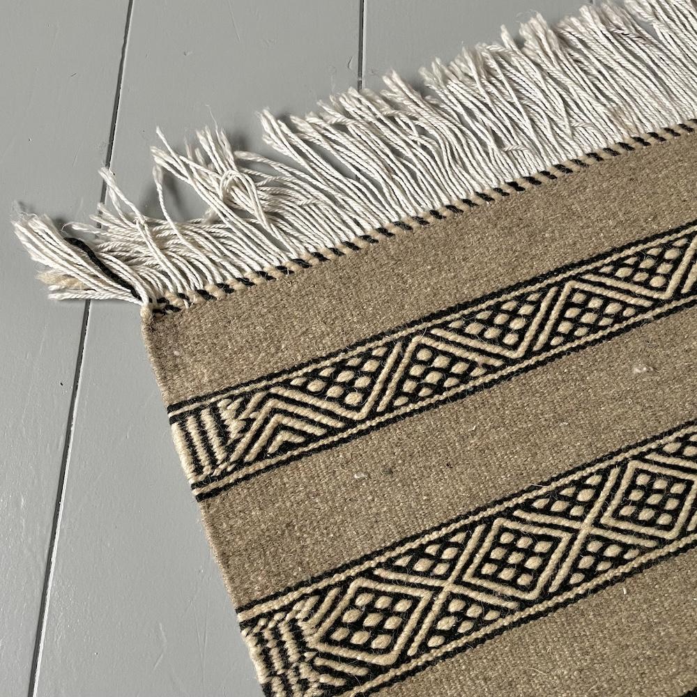 Beni Ouarain Kilim Rug / W 122 D 69cm / BR076