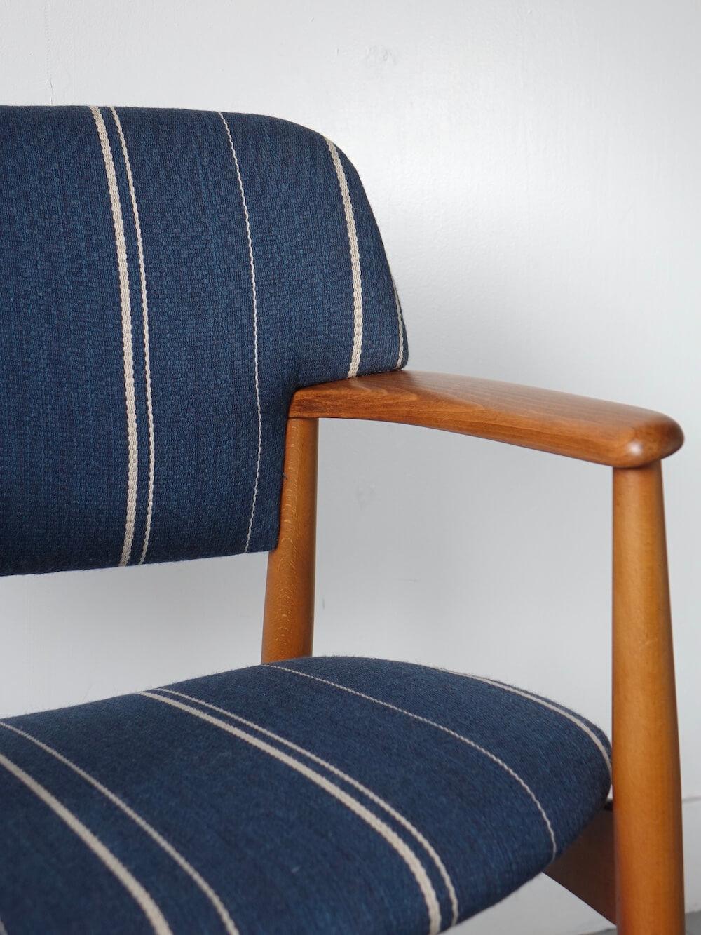 “Model.4205” Armchair by Ejner Larsen & Aksel Bender Madsen for Fritz Hansen