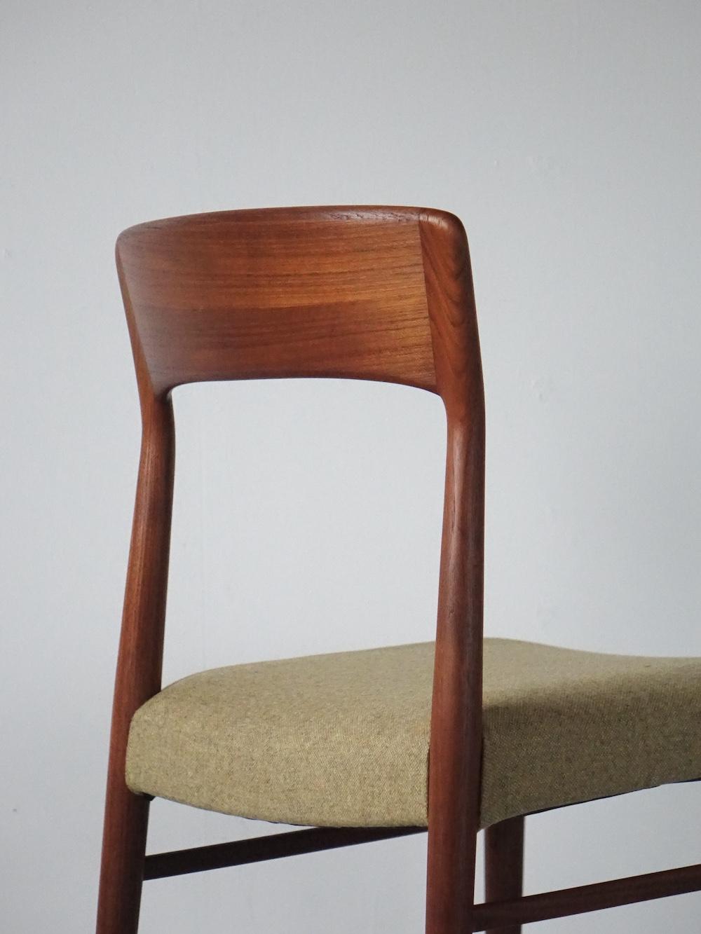 Dining chair “Model.26” by Henning Kjaernulf for Korup Stolefabrik