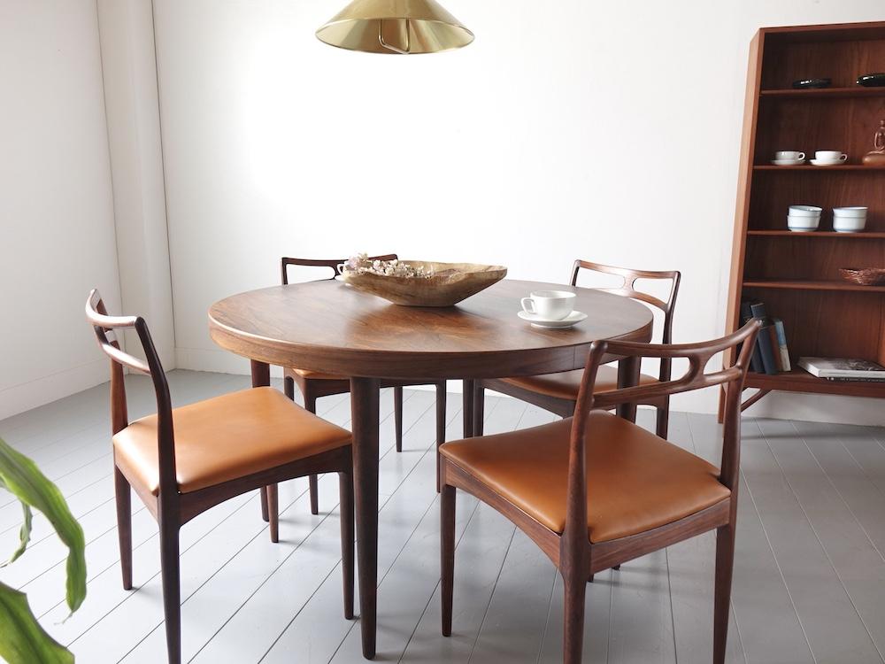 Round Dining Table by Kai Kristiansen for Feldballes Møbelfabrik