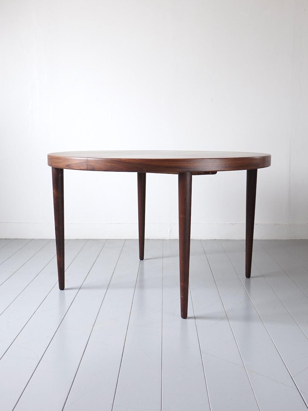 Round Dining Table by Kai Kristiansen for Feldballes Møbelfabrik